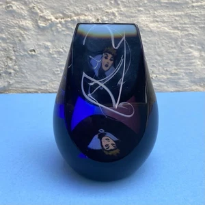 Caithness Disney Magic mirror mirror on the wall Helen MacDonald paperweight - Picture 1 of 10