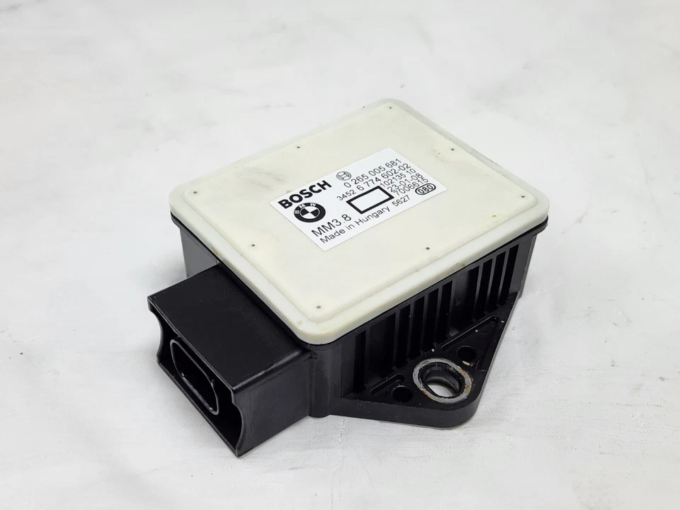 ⭐ 04-13 Bmw E64 Serie 3/5/6 Velocidad Aceleración Guiñada Sensor Módulo de Control Fabricante Original Foto 1 de 4