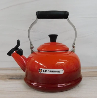 Le Creuset Enamel on Steel 1.7 Quart Classic Whistling Kettle, Cerise Red - New - Image 1 of 4