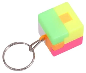 Magic Cube Plastic Puzzle Keyring 2.5cm 6 parts Key Ring Tag FREE POSTAGE - Picture 1 of 4