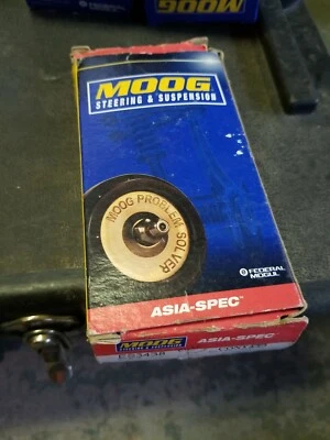 Extremo de barra de amarre exterior MOOG ES3438 para Nissan Altima Máxima 240SX Infiniti I30 I35 Foto 1 de 3