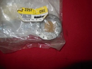 NOS 1960 - 78 Chevy GMC K10 K20 Blazer Jimmy front hub bearing locking rings GM - Picture 1 of 3