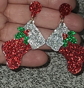 Christmas Santa Stocking Earrings Christmas Stocking Dangle Earrings - Bild 1 von 4