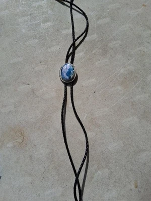 Corbata Western Bolo para hombre corbata de cuero con cordón collar Foto 1 de 2