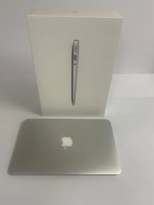 MacBook Air 11-inch early 2014 da 128gb  - Immagine 1 di 4