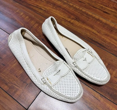 Vintage Authentic Prada leather loafers flats EU 38 US 7.5 White - Image 1 of 4