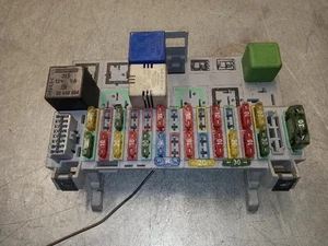 90069864 808777 fuse box for OPEL ASTRA F BERLINA 1991 - Picture 1 of 1