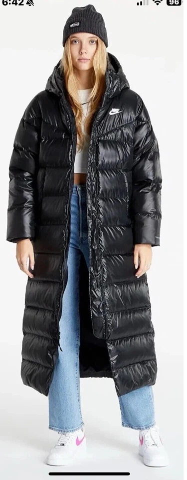 Nike Women's Jacket, Size M - Black/White (DH4081-010)