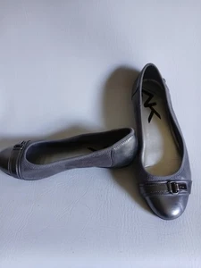 Women's Anne Klein Sport Gray Round Toe Flat Sz9M - Bild 1 von 14