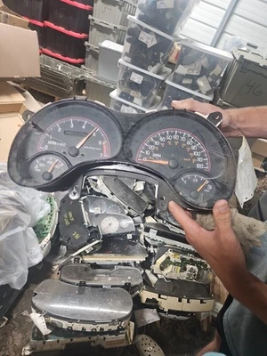 2000-2005 Pontiac Grand Am Speedometer Preowned - Image 1 of 4