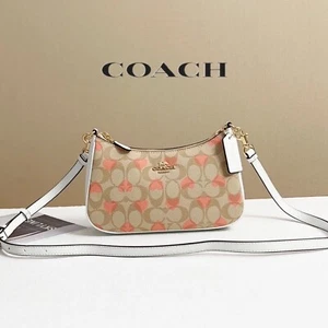 COACH Teri Shoulder Bag/Crossbody Signature Canvas Heart print CP190 outlet New - Picture 1 of 8