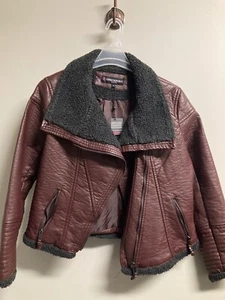 Womens URBAN Republic brown Faux Leather Fur Trim Jacket!!Sz-XL! NWD - Picture 1 of 4