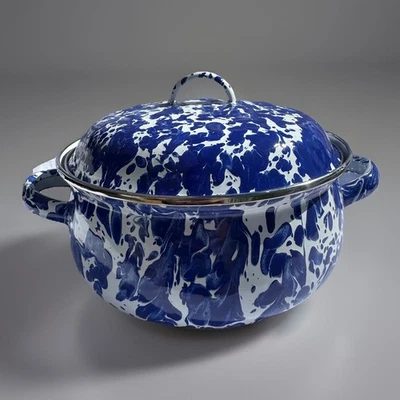 Golden Rabbit Blue White Splatter Enamelware Casserole Pot Dutch Oven 2.5 Quart - Image 1 of 4