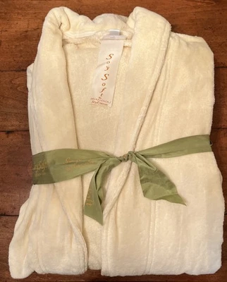 Dreamsacks Soy Soft Robe Belted Size L/XL W/ 2 Pockets. Antique White. Comfy - Image 1 of 4
