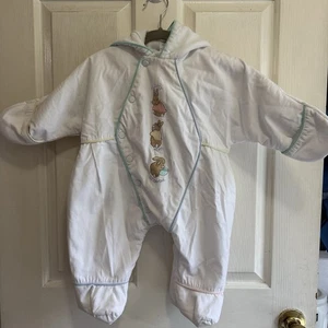 Vintage Quiltex Oberbekleidung Beatrix Potter Peter Rabbit Schneeanzug 9 Monate weiß - Bild 1 von 11