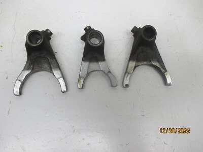 1978-81 YAMAHA XS1100 XS 1100 ENGINE MOTOR TRANSMISSION GEAR SHIFT FORKS - Image 1 of 4