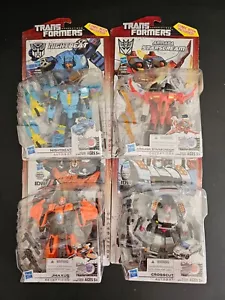 Transformers Generations 30th Anniversary Thrilling 30 Deluxe Class W/Comic book - Picture 1 of 27