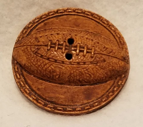 INCREDIBLE LARGE VINTAGE BURWOOD/SYROCCO  BUTTON WITH A FOOTBALL  1-9/16" Cover