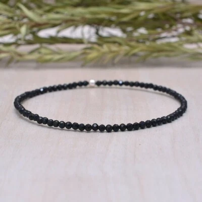 Pulseras elásticas de curación de piedras preciosas redondas facetadas de turmalina negra de 2-3 mm para mujer Foto 1 de 4
