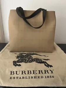 Burberry London Tasche kleinere beige Handtasche mit Staubbeutel - Bild 1 von 16