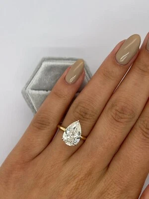 Anillo solitario de diamantes cultivados en laboratorio/CVD EF-VS talla pera de 3 quilates oro de dos tonos de 14 k Foto 1 de 4