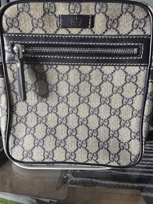 Gucci GG Supreme Messenger Bag - Image 1 of 2