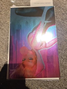 Amazing Spider-Man #37 - NATHAN SZERDY FOIL VIRGIN VARIANT NM - Spider-Gwen - Bild 1 von 3