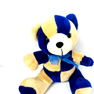 KING PLUSH TEDDY BEAR 2002 CREME & BLUE CHECKED 12"  STUFFED ANIMAL TOY HTF - Bild 1 von 7