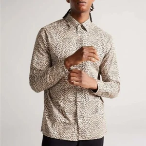 NEU Ted Baker Dunston Regular Fit Hemd mit Punkten Knopfleiste Größe XL / 16,5 - Bild 1 von 7
