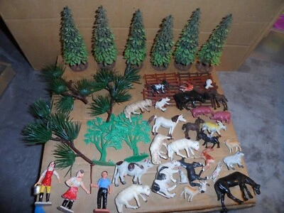 VINTAGE O GAUGE FIGURE/ACCESSORIES FARM LOT (SEE PIC'S) (AJ) - Image 1 of 4