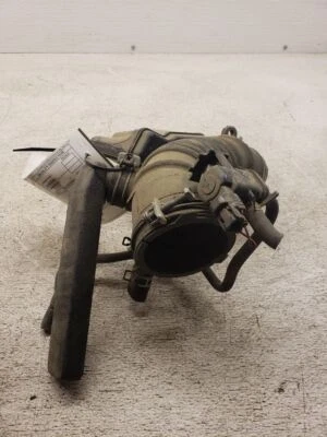 Conjunto de resonador de tubo de aire del motor Toyota Camry 2007-2009 OEM Foto 1 de 4