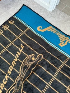 Vintage Jacksonville Jaguars Banned Logo Fleece Throw Blanket 5ftx4ft - Picture 1 of 5