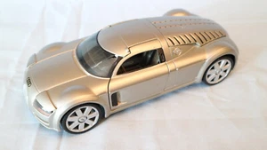 06. Maisto 1:18, Audi Supercar Rosemeyer - Foto 1 di 6