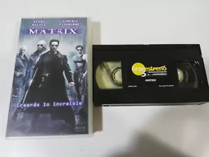 Matrix Keanu Reeves FISHBURNE WACHOWSKI BROTHERS - VHS CINTA TAPE Español - Imagen 1 de 3