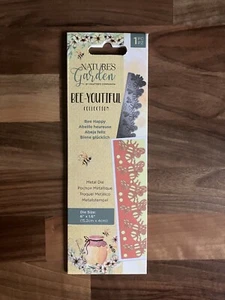 Crafters Companion Nature's Garden Bee-Youtiful Honey Bee Happy Metal Die Set - Imagen 1 de 2