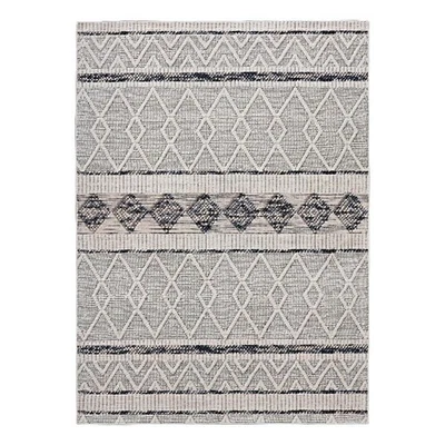 Linon Marion Novi Polyester 2' x 3' Accent Rug in Cream - Image 1 of 4