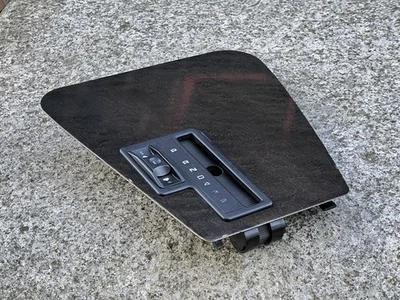 Ablegeboden / Vesperbrett Vogelaugenahorn graphit für BMW E34 Automatik  2136169 - Image 1 of 4
