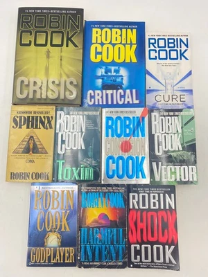 Lot 10 ROBIN COOK HC Medical Thriller Books Critical, Toxin, Shock, Godplayer... - Image 1 of 4