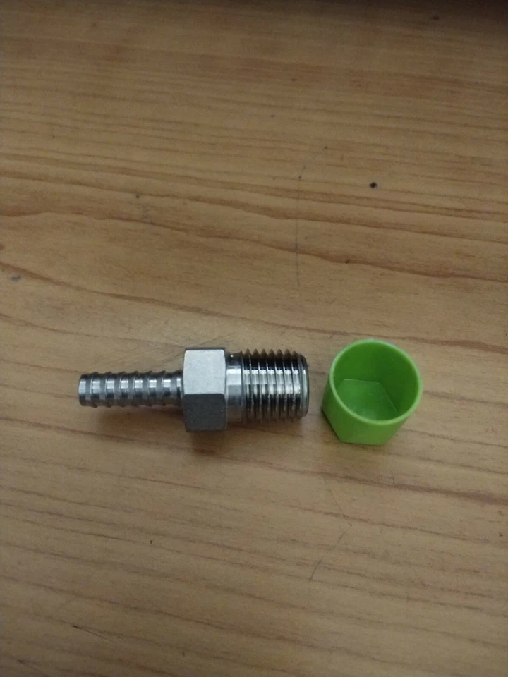 Swagelok/Cajon SS-4-HC-1-4,, 1/4 hose barb x 1/4 NPT ,,several availiable - Image 1 of 1