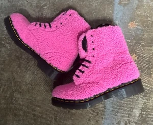 Nueva Bota Mujer Dr. Martens 1460 8 Ojos UK 3 US 5 Lux Borg Rosa Difuso Doc - Imagen 1 de 8