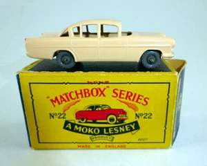 Matchbox No. 22B Vauxhall Cresta pinkish creme silver number plate in "B" Box - Picture 1 of 14