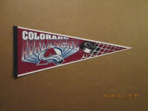 NHL Colorado Avalanche Vintage Circa 1990's Puck & Net Team Logo Pennant Cover