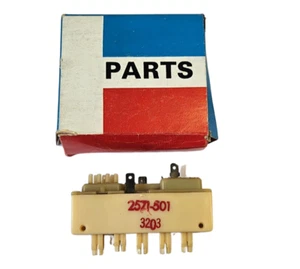 1968-1974 Dodge Chrysler Plymouth A/C Heater Vacuum Control Switch 3895033 NORS - Picture 1 of 8