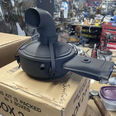 Limpiador de aire Volkswagen Bus Modelo No. 211129613B Foto 1 de 4