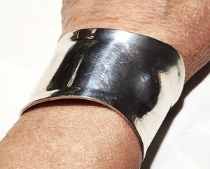 Brazalete Brazalete Vintage Plata Esterlina Ancho Estilo Diseñador Onda Huesa 40 Gramos - Imagen 1 de 19