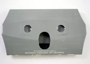 Visor de diapositivas estéreo plegable realista y 2x2x2 nuevo stock antiguo (1997) - LS - Imagen 1 de 4