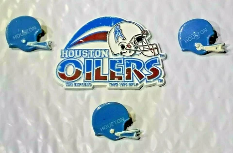 Vintage 90s Magnet w/3 Official70s Houston Oilers Football Helmet Button Pin Lot Cover