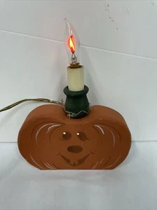 ELECTRIC PRIMITIVE/VINTAGE HALLOWEEN PUMPKIN HEAD WITH AWESOME GLOWING CANDLE - Picture 1 of 8