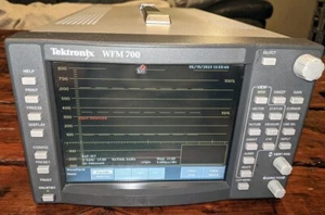 Tektronix WFM700 Multi-format Multi-standard Waveform Monitor TouchScreen - Picture 1 of 10