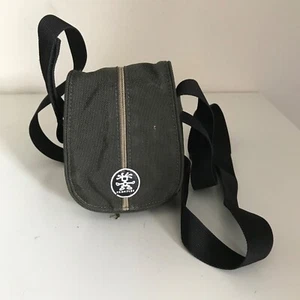 Crumpler Pretty Boy 140 xxxs Camera Bag - re2 - Picture 1 of 4